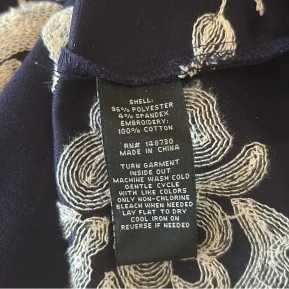 Eci black pencil skirt, cream flowers embroidered - Picture 14 of 16